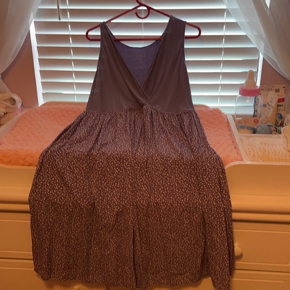Isabel maternity/breastfeeding dress NWOT